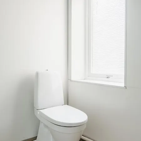 S54 - Private In The Center