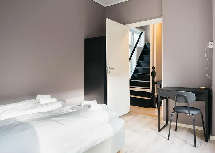 Guest house S54 - Private In The Center Bergen